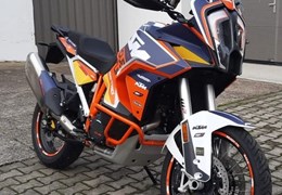 Neumotorrad KTM 1290 Super Adventure R