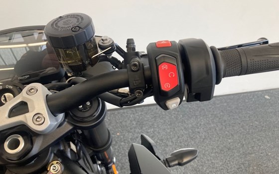 Neufahrzeug Triumph Street Triple 765 RS - Bild 22 Neufahrzeug Triumph Street Triple 765 RS - Bild 22