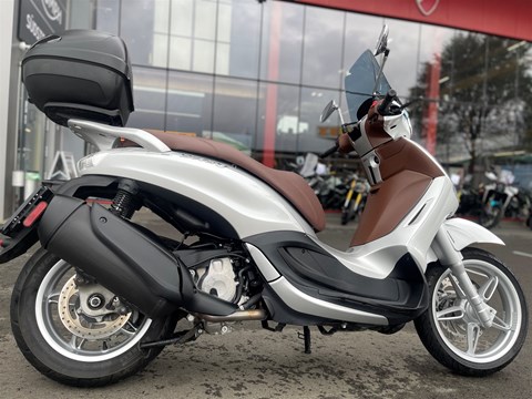 Piaggio Beverly 350ie Sport Touring