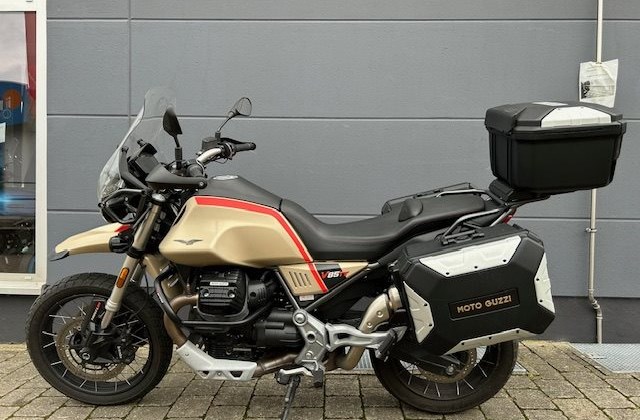 Moto Guzzi V85 TT Travel