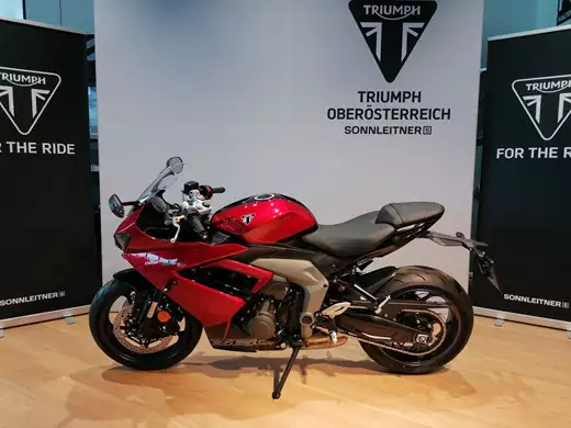 Triumph Daytona 660