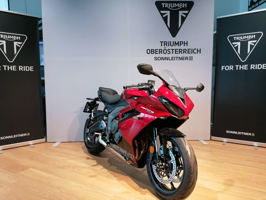 Angebot Triumph Daytona 660 Bild 2: Angebot Triumph Daytona 660