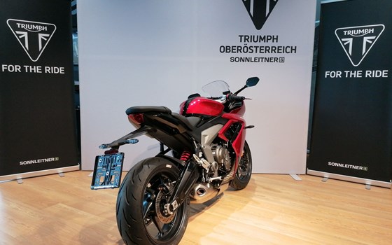 Gebrauchtmotorrad Triumph Daytona 660 - Bild 3 Gebrauchtmotorrad Triumph Daytona 660 - Bild 3