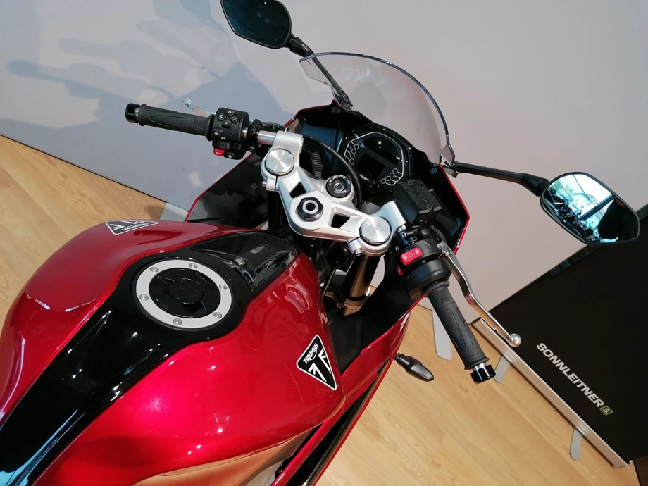 Angebot Triumph Daytona 660 Bild 7: Angebot Triumph Daytona 660