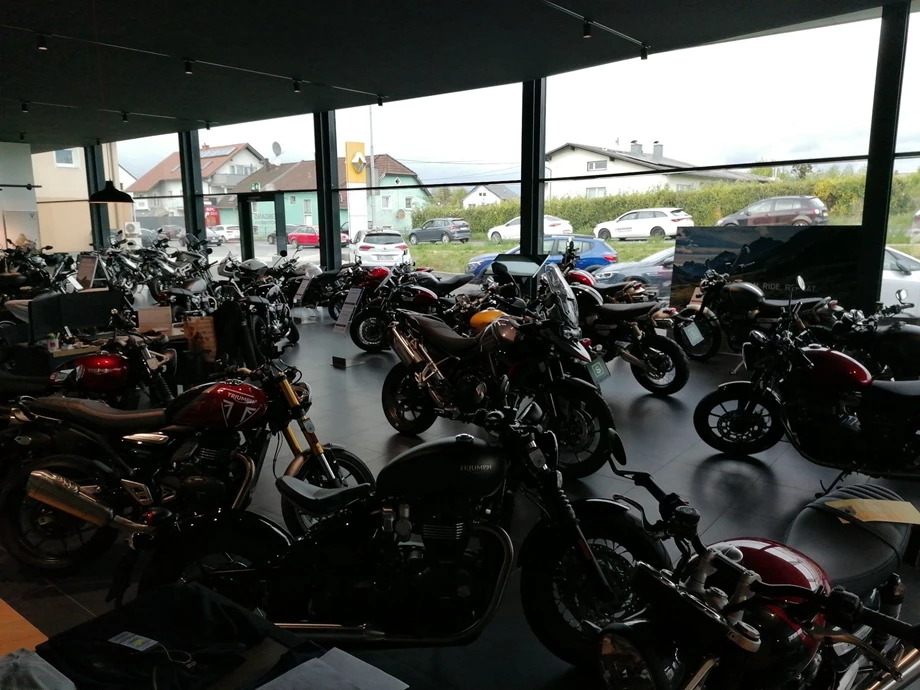 Angebot Triumph Daytona 660 Bild 8: Angebot Triumph Daytona 660