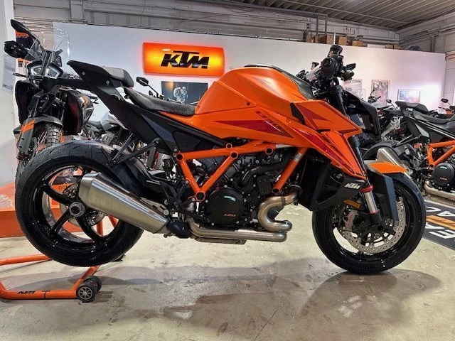 Angebot KTM 1390 Super Duke R Bild 1: Angebot KTM 1390 Super Duke R