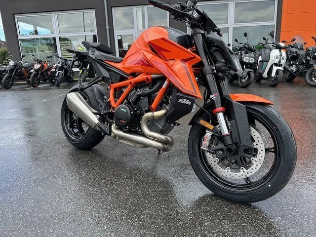 Angebot KTM 1390 Super Duke R Bild 2: Angebot KTM 1390 Super Duke R