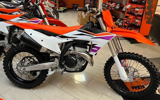 Neufahrzeug KTM 450 SX-F - Bild 1 Neufahrzeug KTM 450 SX-F - Bild 1