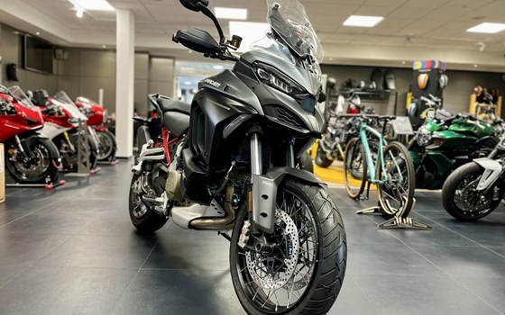 Gebrauchtmotorrad Ducati Multistrada V4 S - Bild 2