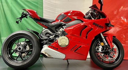 Used vehicle Ducati Panigale V4