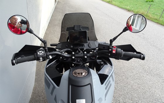 Gebrauchtmotorrad Husqvarna Norden 901 - Bild 5 Gebrauchtmotorrad Husqvarna Norden 901 - Bild 5