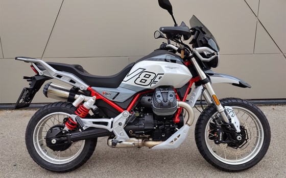 Neufahrzeug Moto Guzzi V85 TT - Bild 1 Neufahrzeug Moto Guzzi V85 TT - Bild 1