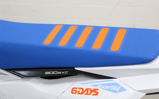 Neufahrzeug KTM 300 EXC SIX DAYS - Bild 8