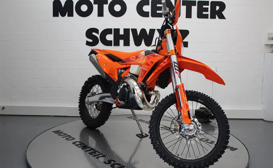 Angebot KTM 300 EXC SIX DAYS Bild 2: Angebot KTM 300 EXC SIX DAYS