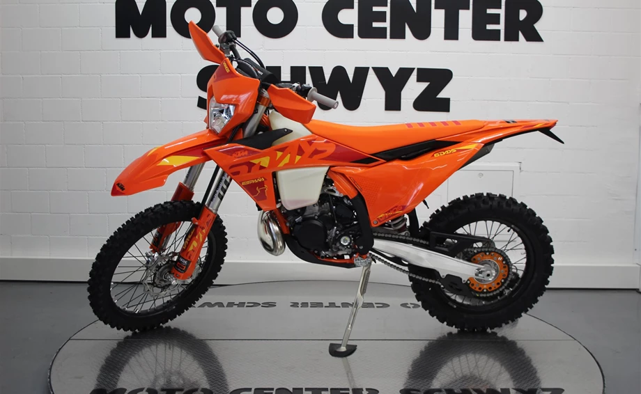 Angebot KTM 300 EXC SIX DAYS Bild 5: Angebot KTM 300 EXC SIX DAYS