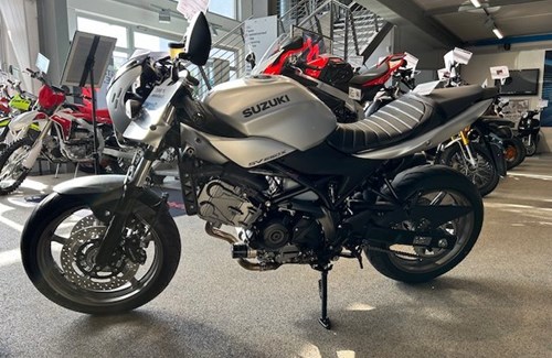 Gebrauchtmotorrad Suzuki SV650X