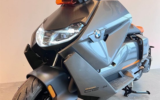 Gebrauchtmotorrad BMW CE 04 - Bild 5