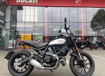 Gebrauchtmotorrad Ducati Scrambler Icon Dark