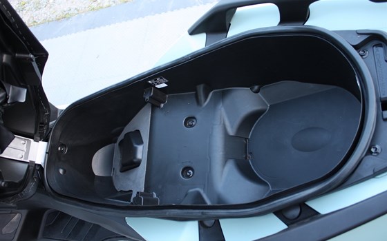 Gebrauchtmotorrad Yamaha Tricity 300 - Bild 8