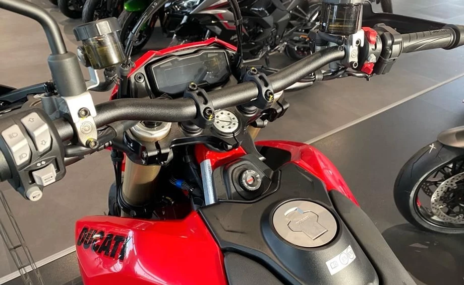 Angebot Ducati Hypermotard 698 Mono Bild 5: Angebot Ducati Hypermotard 698 Mono