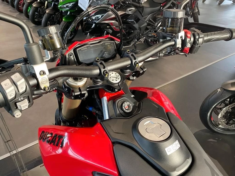Angebot Ducati Hypermotard 698 Mono Bild 5: Angebot Ducati Hypermotard 698 Mono