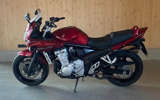 Gebrauchtmotorrad Suzuki Bandit 650S - Bild 2 Gebrauchtmotorrad Suzuki Bandit 650S - Bild 2