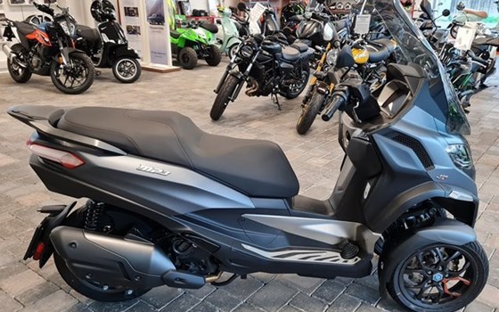 Gebrauchtmotorrad Piaggio MP3 530 HPE Exclusive - Bild 1 Gebrauchtmotorrad Piaggio MP3 530 HPE Exclusive - Bild 1