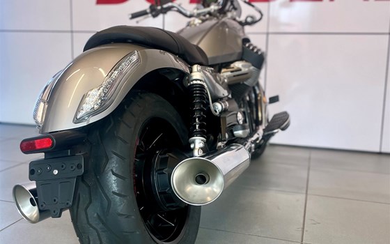 Gebrauchtmotorrad Moto Guzzi California 1400 Custom - Bild 12