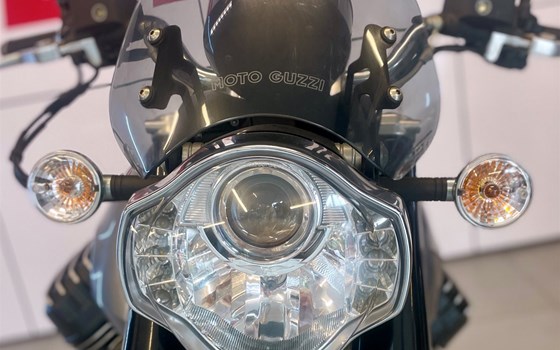 Gebrauchtmotorrad Moto Guzzi California 1400 Custom - Bild 5