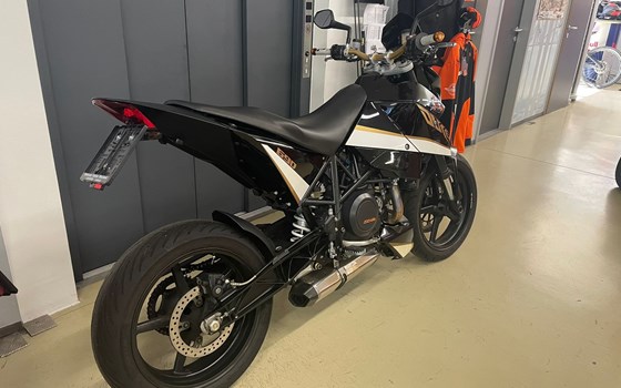 Gebrauchtmotorrad KTM 690 Duke - Bild 3