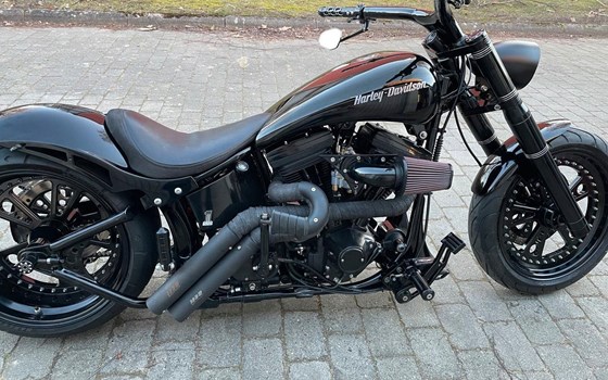 Gebrauchtmotorrad Harley-Davidson Softail Custom FXSTC - Bild 4