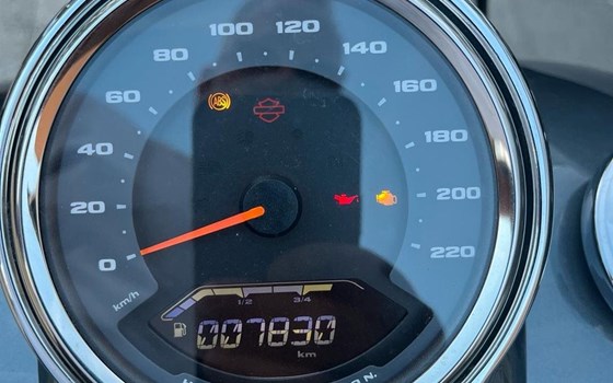 Gebrauchtmotorrad Harley-Davidson Softail Sport Glide FLSB - Bild 3