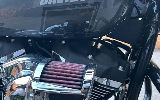 Gebrauchtmotorrad Harley-Davidson Softail Sport Glide FLSB - Bild 5