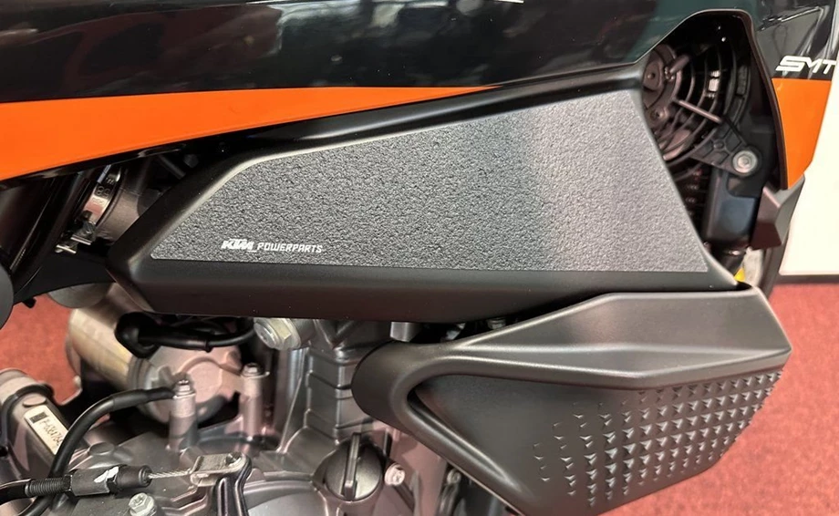 Angebot KTM 890 SMT Bild 12: Angebot KTM 890 SMT