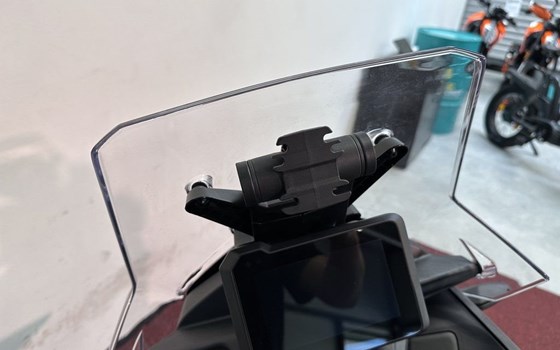 Neufahrzeug KTM 890 SMT - Bild 15