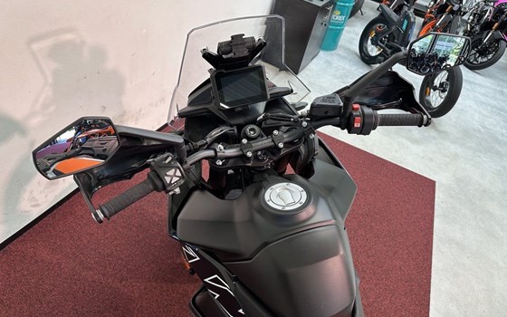 Neufahrzeug KTM 890 SMT - Bild 16