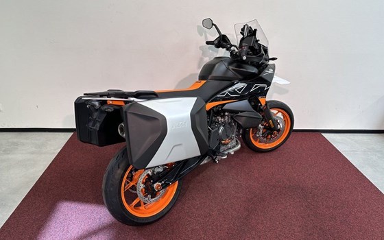 Neufahrzeug KTM 890 SMT - Bild 8