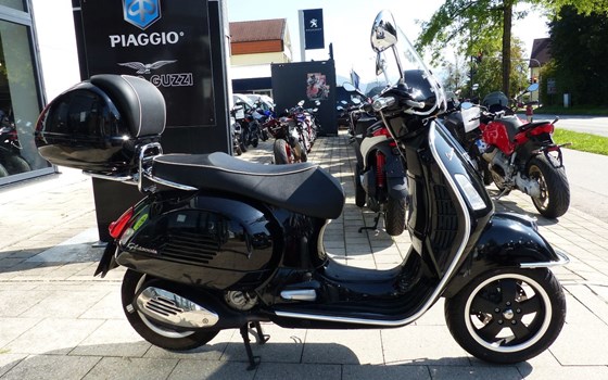 Gebrauchtmotorrad Vespa GTS 300 - Bild 14