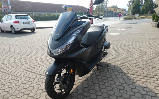Gebrauchtmotorrad Honda PCX125 - Bild 3