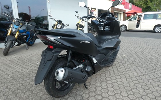 Gebrauchtmotorrad Honda PCX125 - Bild 6