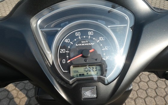 Gebrauchtmotorrad Honda Vision 110 - Bild 12