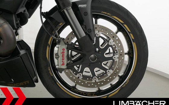 Gebrauchtmotorrad Ducati Diavel Carbon - Bild 14