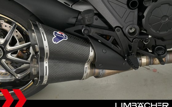Gebrauchtmotorrad Ducati Diavel Carbon - Bild 15