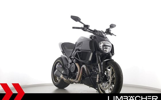 Gebrauchtmotorrad Ducati Diavel Carbon - Bild 2
