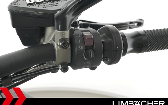 Gebrauchtmotorrad Ducati Diavel Carbon - Bild 22