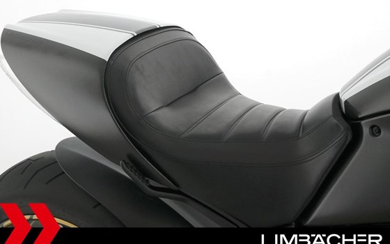 Gebrauchtmotorrad Ducati Diavel Carbon - Bild 27