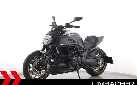 Gebrauchtmotorrad Ducati Diavel Carbon - Bild 4