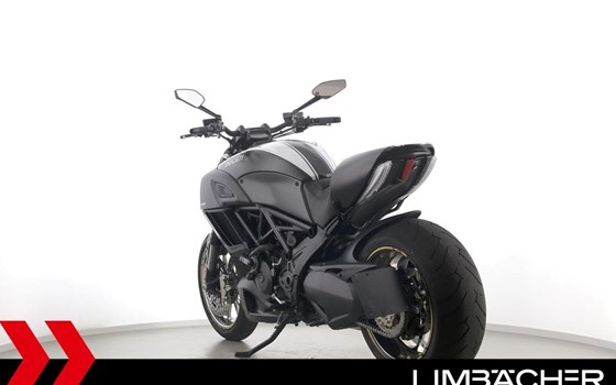 Gebrauchtmotorrad Ducati Diavel Carbon - Bild 7
