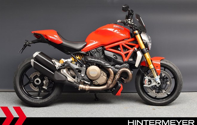 Ducati Monster 1200 S