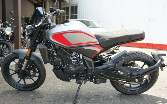 Gebrauchtmotorrad Motobi DL 125 Cafe Racer - Bild 5